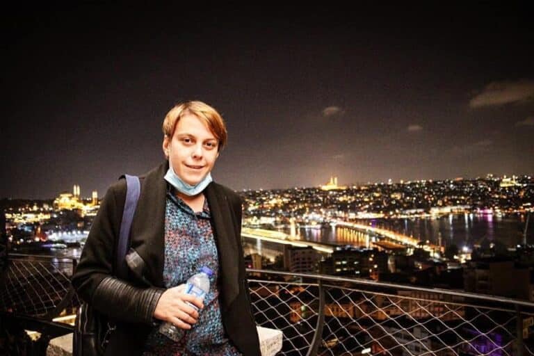 ea44f2c9-1c09-45ee-96b9-db799ed2a981